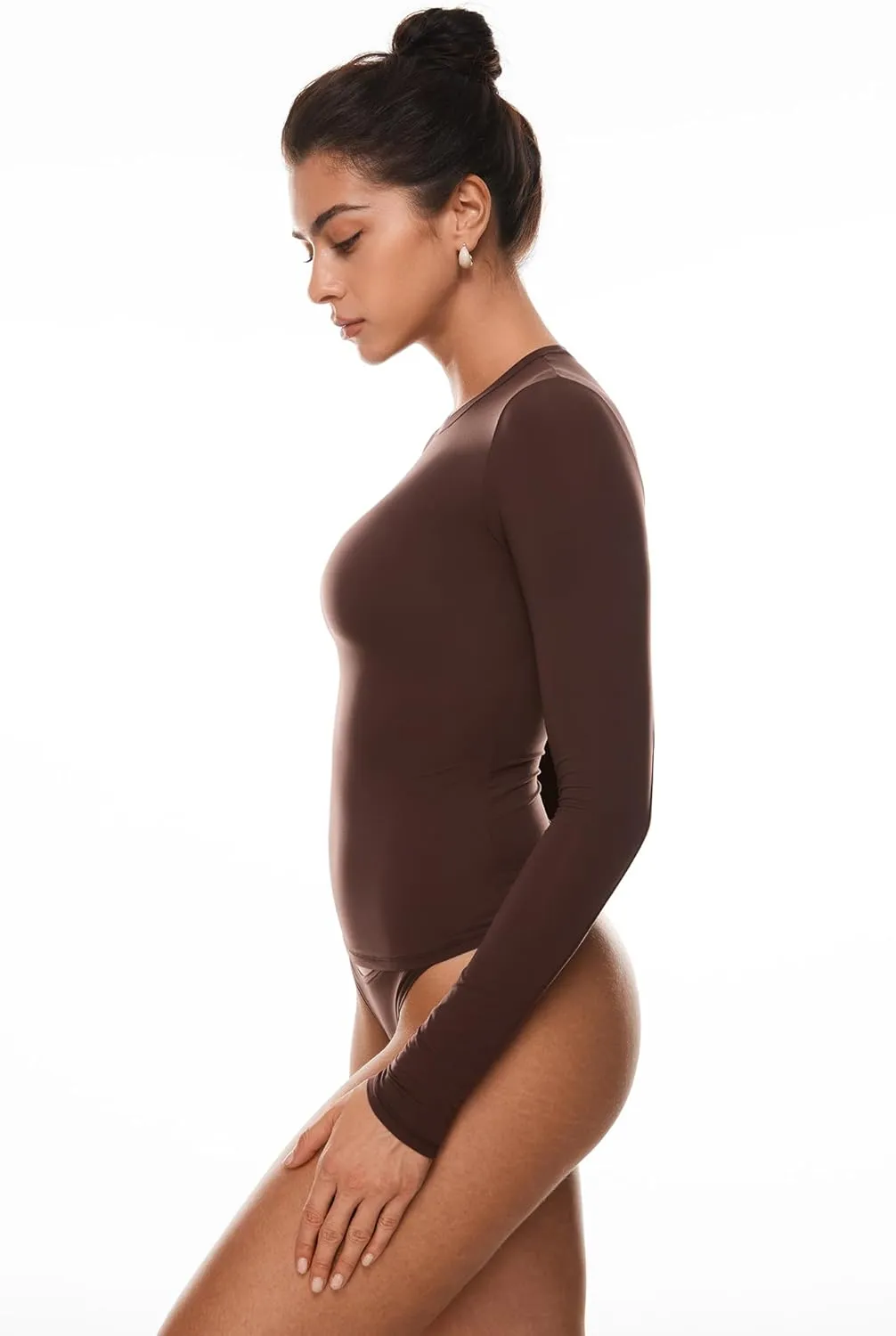 INLYRIC Women's Long Sleeve T-Shirts Crew Neck Basic Fitted Slim Crop Tops Going Out Trendy Tops Spring Tees
