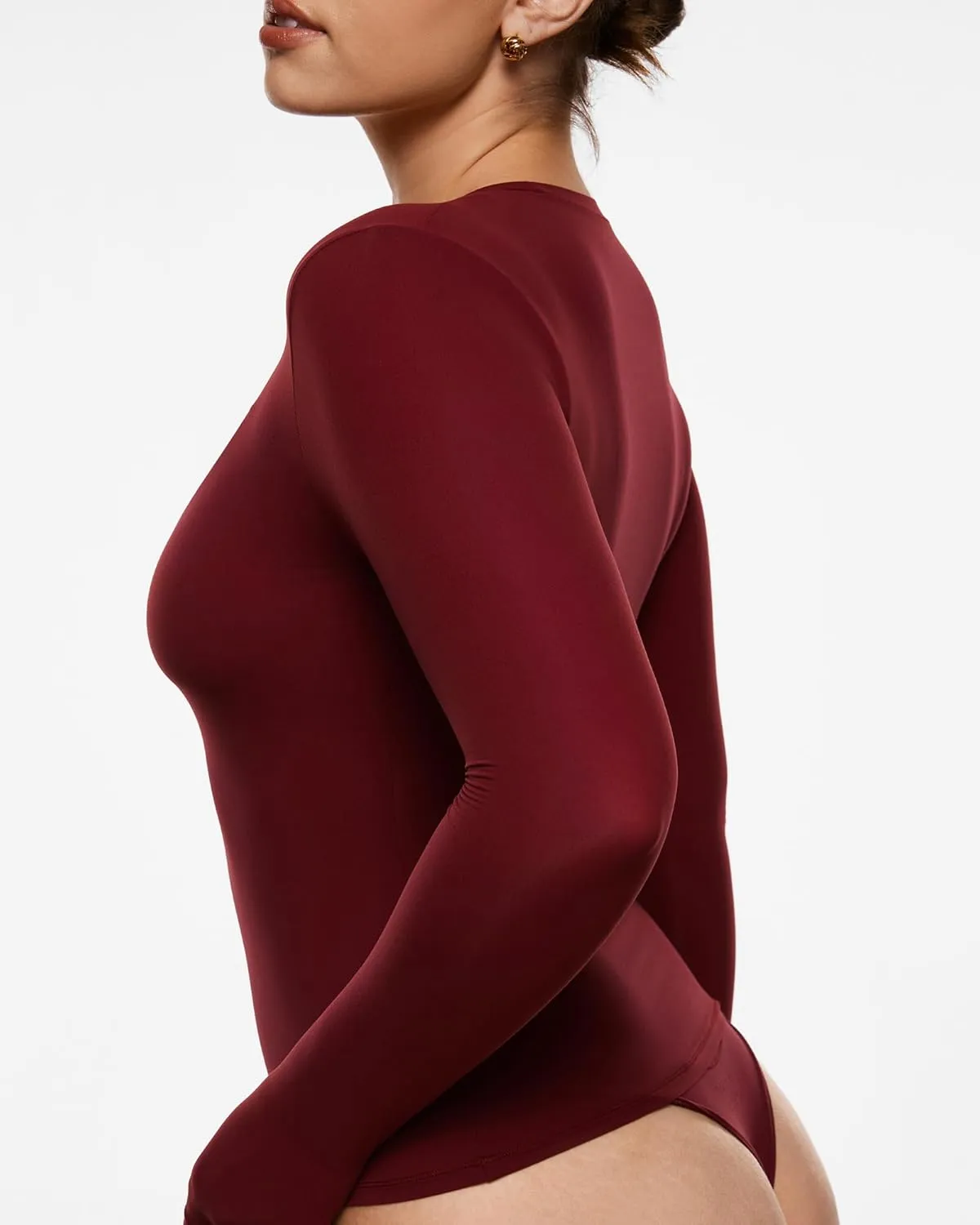 INLYRIC Women's Long Sleeve T-Shirts Crew Neck Basic Fitted Slim Crop Tops Going Out Trendy Tops Spring Tees