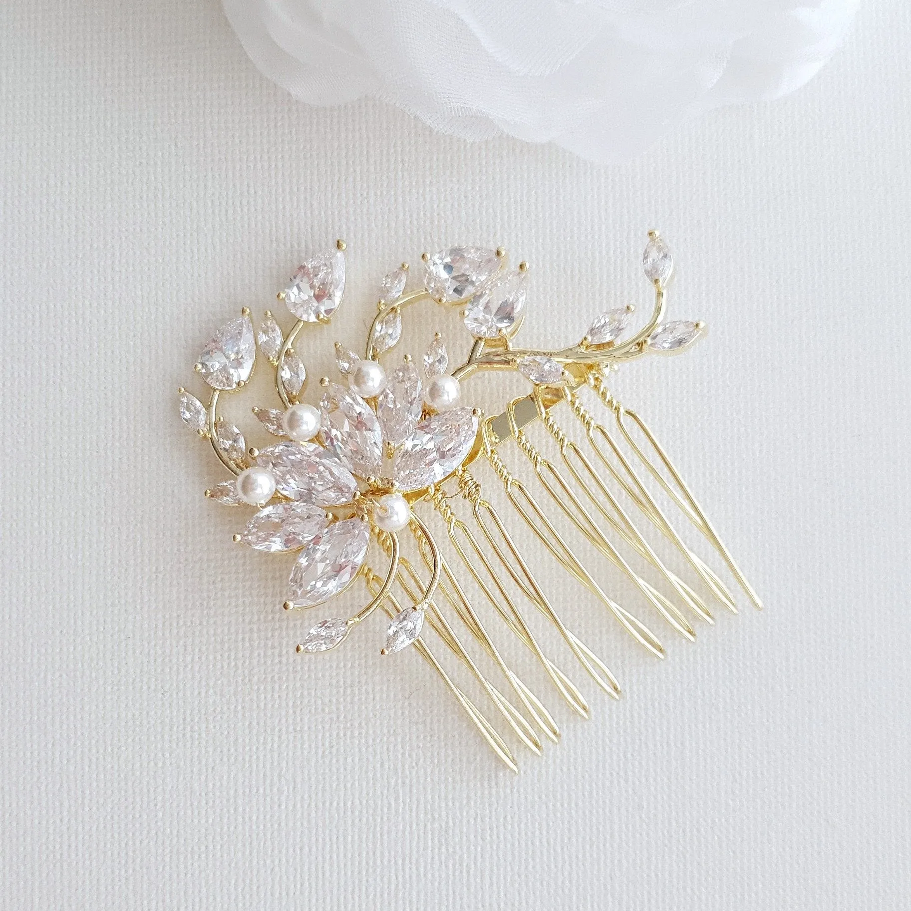 Petite Flower Bridal Hairpiece in Gold- Kika