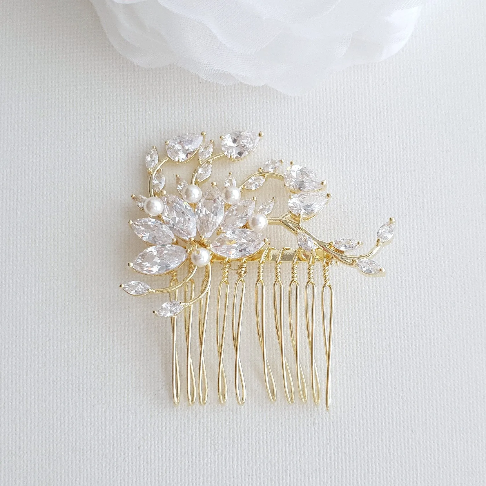 Petite Flower Bridal Hairpiece in Gold- Kika