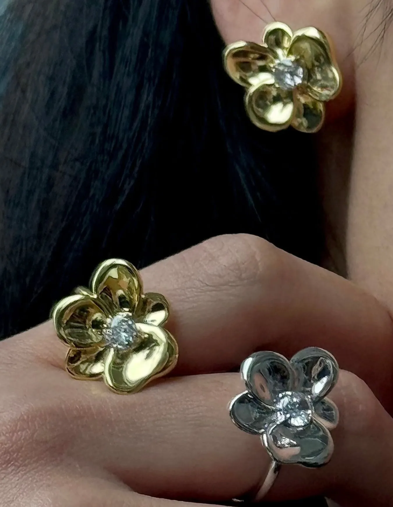 POSY EARRINGS (PAIR)